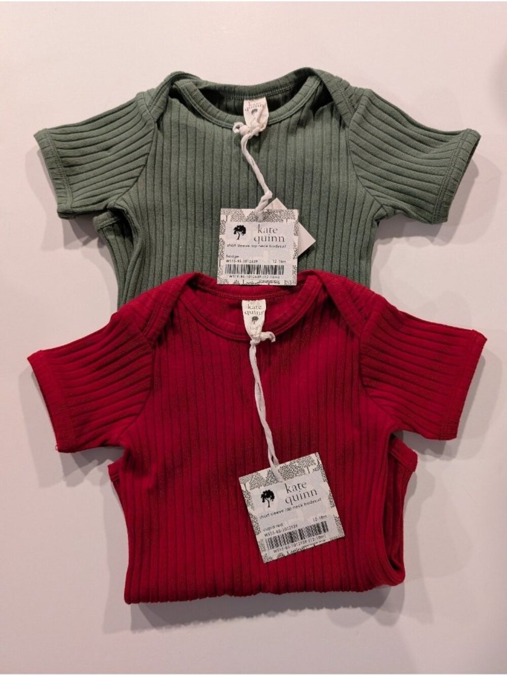 Kate Quinn Baby Bodysuit Set Green & Red 12-18 Month Organic Cotton Wide Rib 106